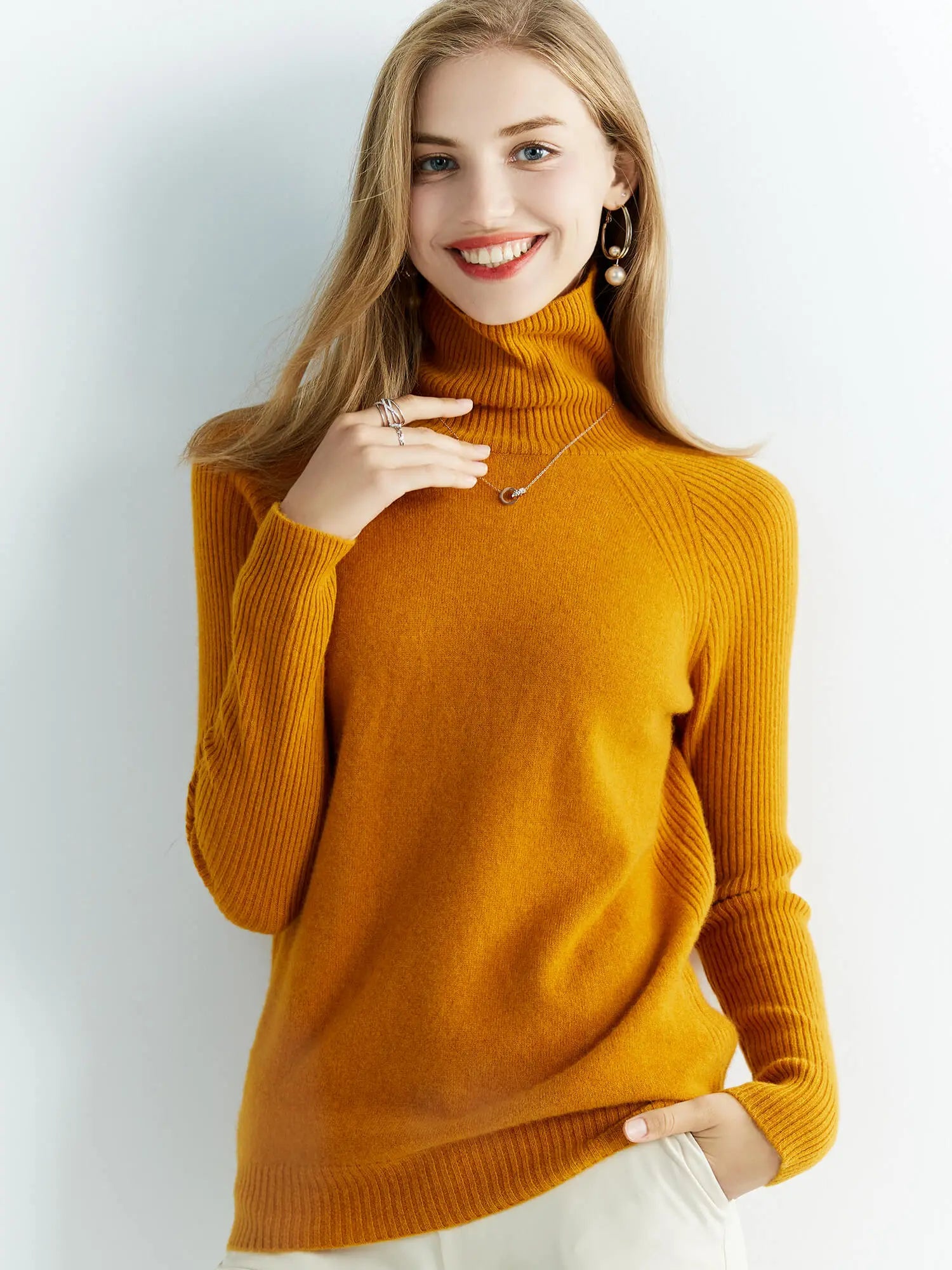 Women's Cashmere Sweater - Turtleneck - 100% Merino Wool